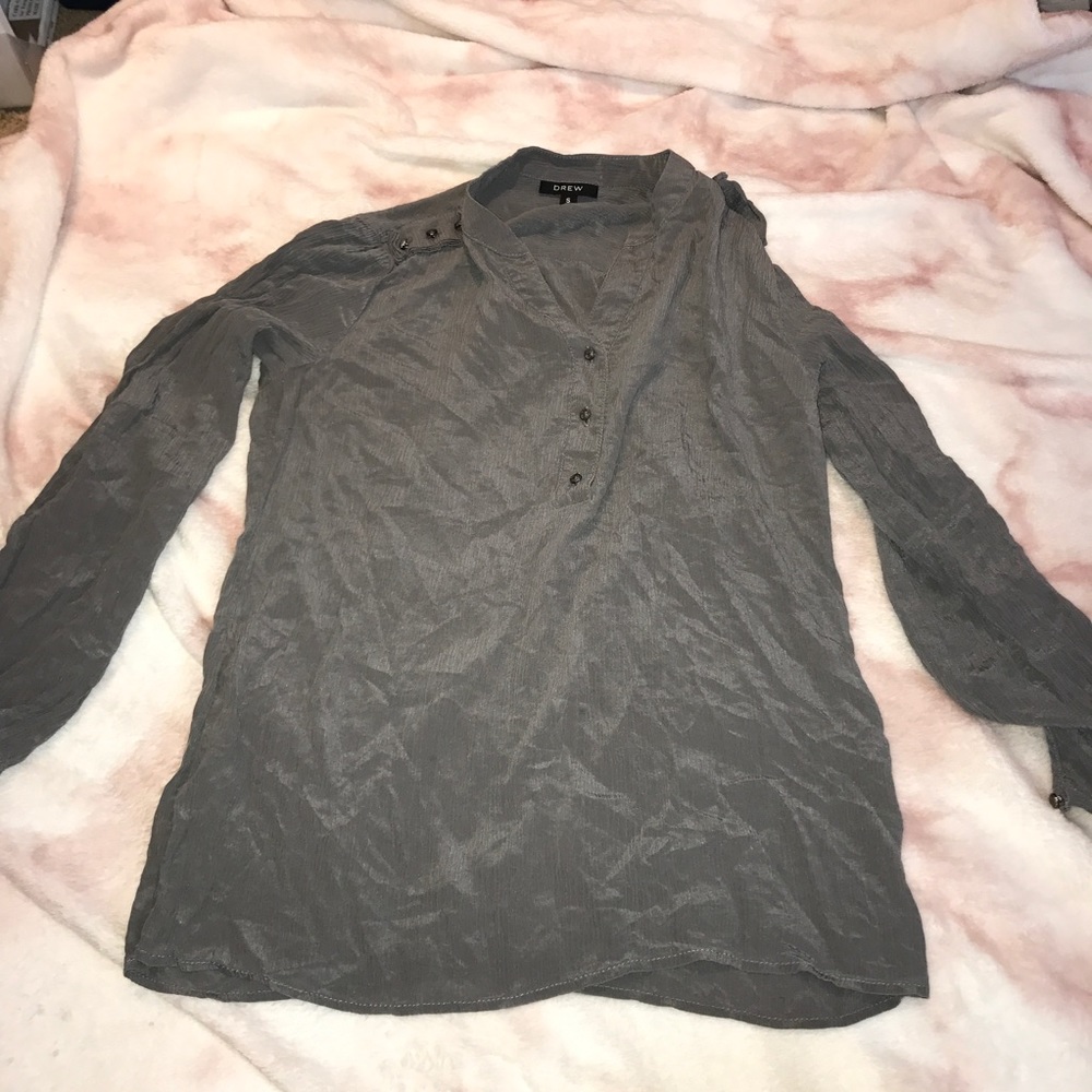Gray flowy top